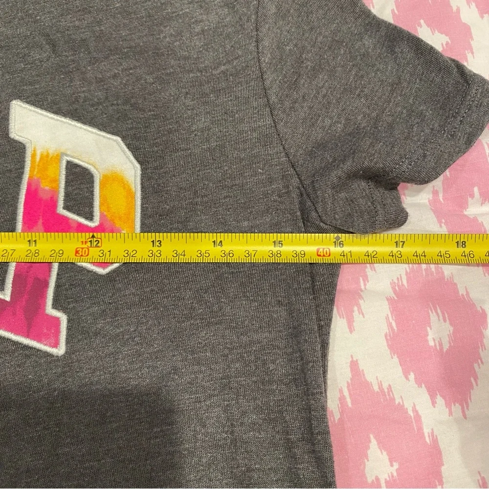 GAP shirt great